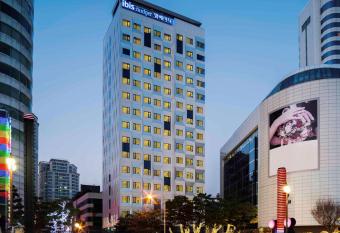 ibis budget Ambassador Busan Haeundae allows 18 year olds to book a room