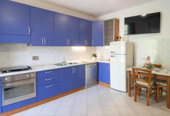 Daniel s House has Balcony rooms