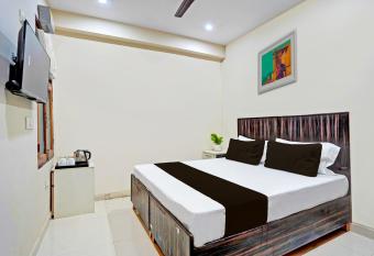 OYO Shree Jee Inn Guest House allows 18 year olds to book a room