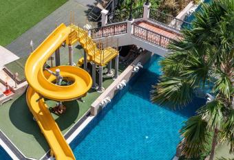 Lsq Venetian Condo 1 bedroom luxury with pool & gym access has Balcony rooms