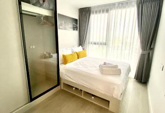 Condo Atmos Onnut has Balcony rooms