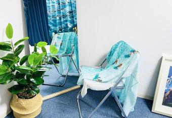 Euljiro 2-Room 3-Bed #Netflix #Projector Rainbow House allows 18 year olds to book a room