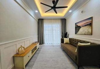 Rumah for Rest and Relax has Balcony rooms