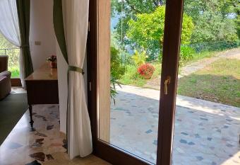 Casa Magnolia has Balcony rooms