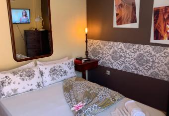 Dream Apartment allows 18 year olds to book a room