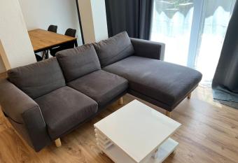 M  bliertes Apartment has Balcony rooms