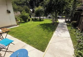 Casa Bunicilor Sinaia allows 18 year olds to book a room