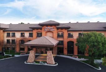 Hampton Inn & Suites Temecula allows 18 year olds to book a room