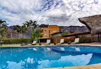 Hotel Real del Valle, Tepoztlan has Balcony rooms