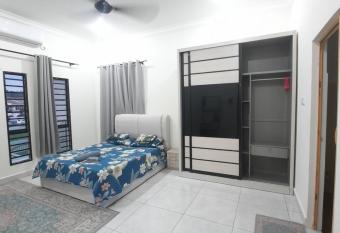 Homestay sekamat ,kajang has Balcony rooms
