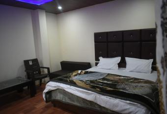 Shanti dham has Balcony rooms