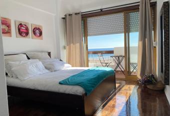 Espectacular en primera l  nea de playa has Balcony rooms