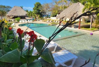 Linda casa en guanacaste frente al mar has Balcony rooms