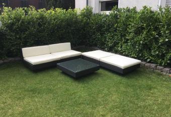 Casa Lobo allows 18 year olds to book a room