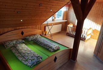 Fewo Tanja s Blumenparadies has Balcony rooms