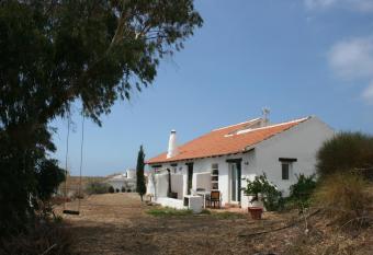 (null) has rooms with a private hot tub