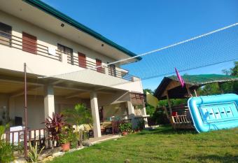 Leticia Seaview has Balcony rooms