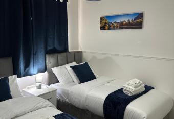 Affluent Living Property perfect for contractors and individuals allows 18 year olds to book a room