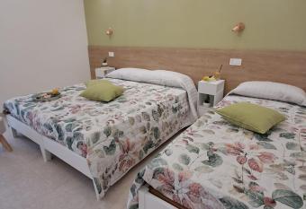 Le tre gioie has Balcony rooms