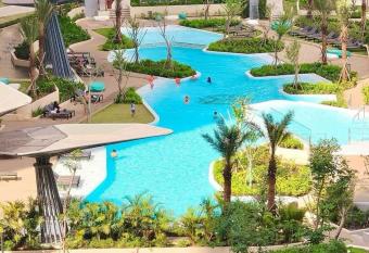 Lumiere Boulaevard 2PN has Balcony rooms