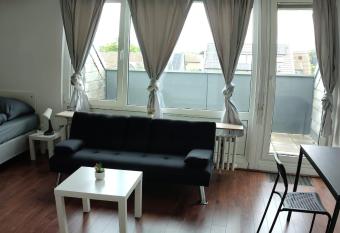 Business Appartement Monteurwohnung Kaarst 6 Personen has Balcony rooms