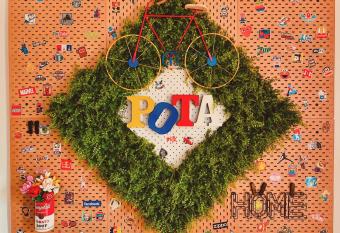 Friendly Apartment PotaHome BG has Balcony rooms