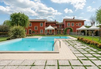 Casolare dei Fiori - Le Rose has Balcony rooms