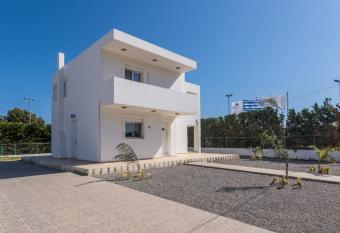 Villa Marianna has Balcony rooms