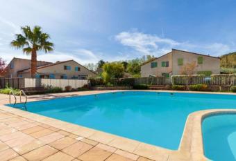 Escapade aux vignes d azur has Balcony rooms