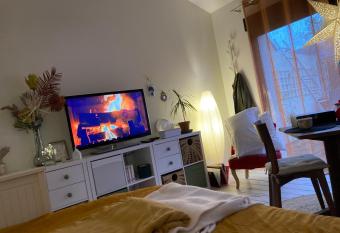 Le Bulloire has Balcony rooms