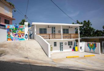 Casa Rosado Rincon Rayo Suite Mountain View Pool allows 18 year olds to book a room