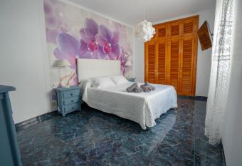 Casa Carmen has Balcony rooms