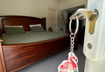 Executive Inn Aruba allows 18 year olds to book a room