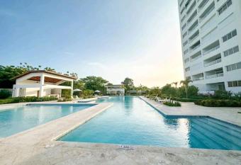 Coral Cliff JuanDolio 1Brd 4Px WiFi 2Bds has rooms with a private hot tub