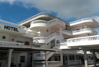 Las Palmas Hotel has Balcony rooms