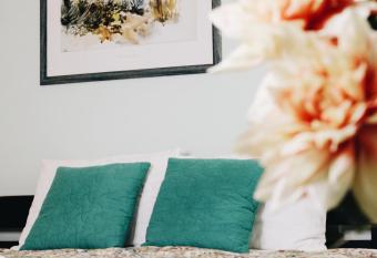 Apartments Paradisos has Balcony rooms