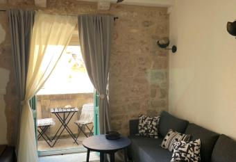 Villa Roko has Balcony rooms