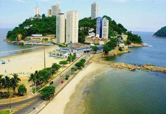 Flat 406A com piscina na cobertura has Balcony rooms