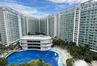 (null) has Balcony rooms