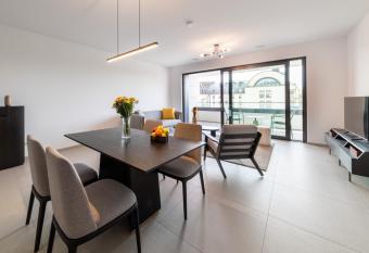 Halternative Residence Renaissance has Balcony rooms