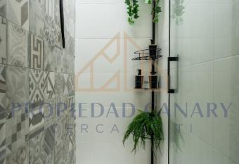 La Vera has Balcony rooms