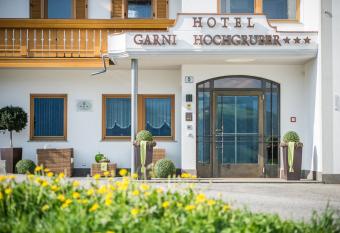 Hotel Garni Hochgruber has Balcony rooms