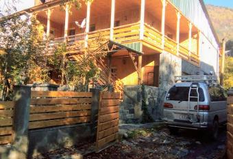 Guest House Kaldani has Balcony rooms