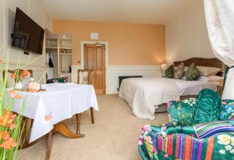 Grange Manor allows 18 year olds to book a room