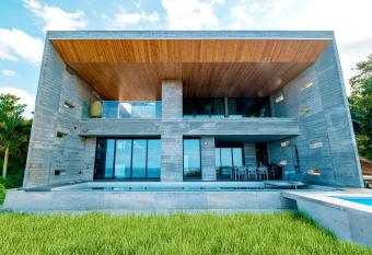 Iluvio Resort Motobu has Balcony rooms