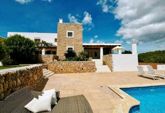 Villa R  stica de lujo en Santa Gertrudis has Balcony rooms