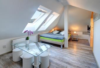 Pension H.Blatn   has rooms with a private hot tub