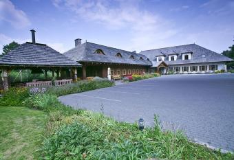 Lipowy Go  ciniec has Balcony rooms