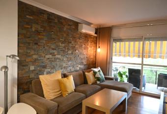 Homenfun Barcelona Sant Adri   de Bes  s has Balcony rooms