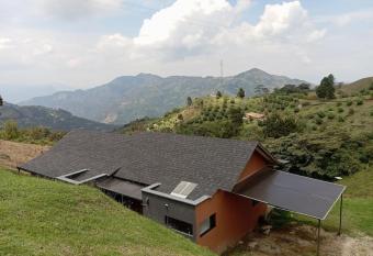 Casa Finca en el Retiro has Balcony rooms
